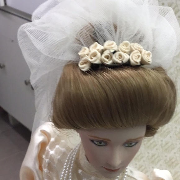 FRANKLIN HEIRLOOM DOLLS - Picture 4 of 16